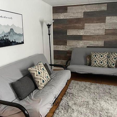 La Cabane Chez Jimmy Petit-Saguenay Exteriör bild